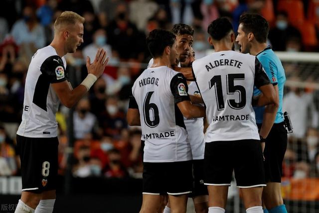 英超-伊萨克破门 曼联0-2纽卡斯尔遭遇四连败