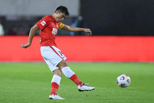 C罗5球领跑欧国联射手榜 力压哈兰德约克雷斯